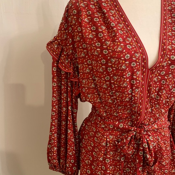 Max Studio Red Floral Blouse - Picture 2 of 7